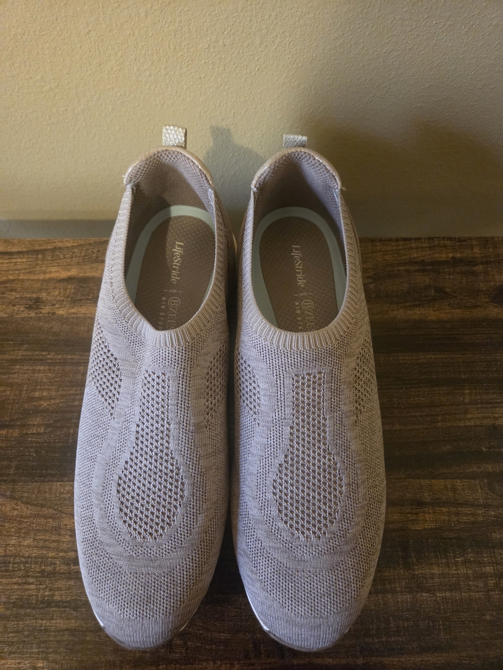 Life Stride Women's Slip-On Knit Moccasins in Light Taupe